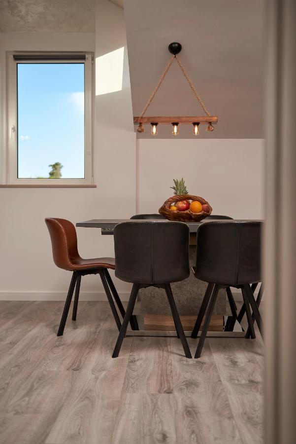 Apartment Ana-Marija โตรกีร์ ภายนอก รูปภาพ