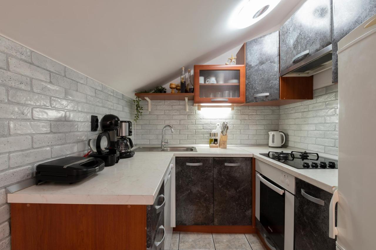 Apartment Ana-Marija โตรกีร์ ภายนอก รูปภาพ