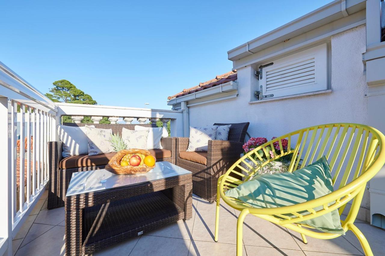 Apartment Ana-Marija โตรกีร์ ภายนอก รูปภาพ