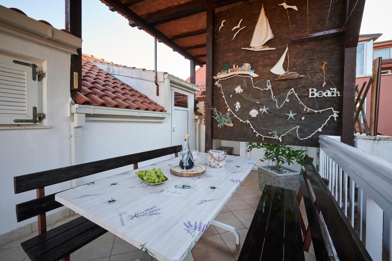 Apartment Ana-Marija โตรกีร์ ภายนอก รูปภาพ