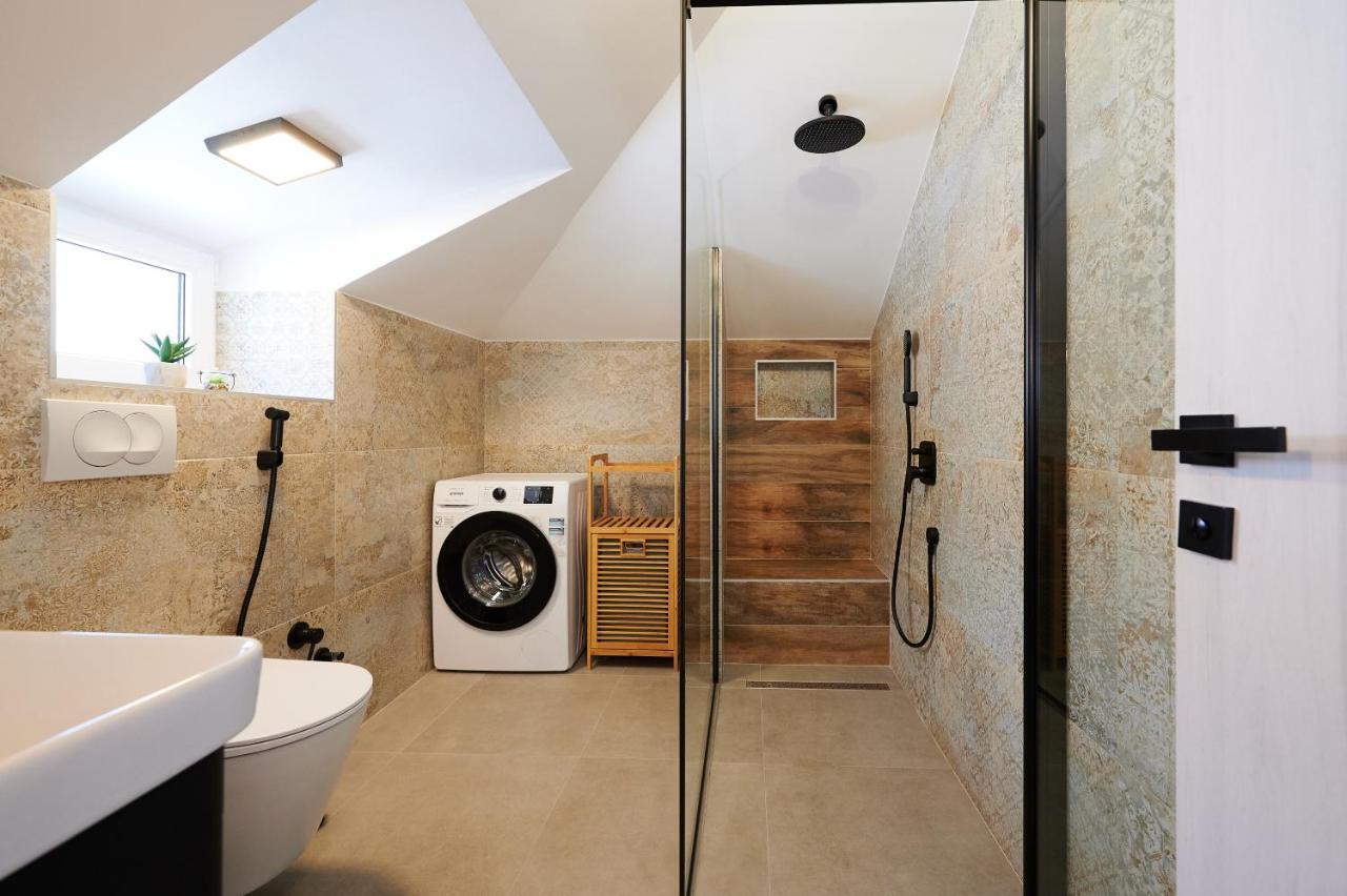 Apartment Ana-Marija โตรกีร์ ภายนอก รูปภาพ