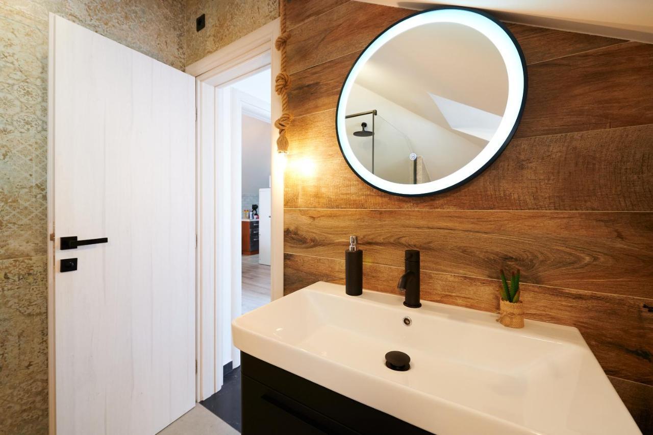 Apartment Ana-Marija โตรกีร์ ภายนอก รูปภาพ